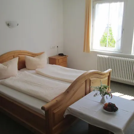 Kreuz ゲストハウス 3*