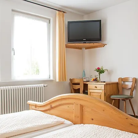 ゲストハウス Kreuz