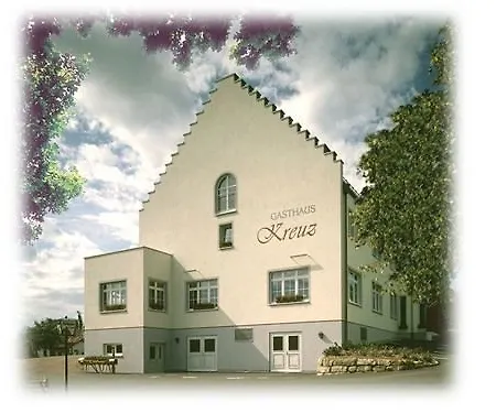 ゲストハウス Kreuz ユーリンゲン・ビルケンドルフ
