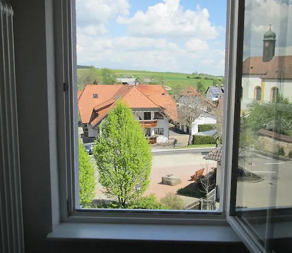 Gæstehus Kreuz Ühlingen-Birkendorf